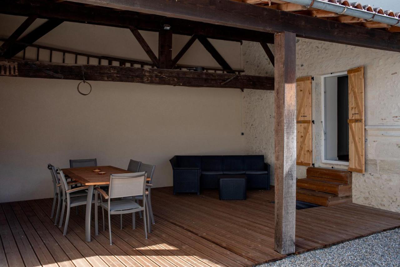 Au Coeur Du Village Bassillac Perigueux Ngoại thất bức ảnh
